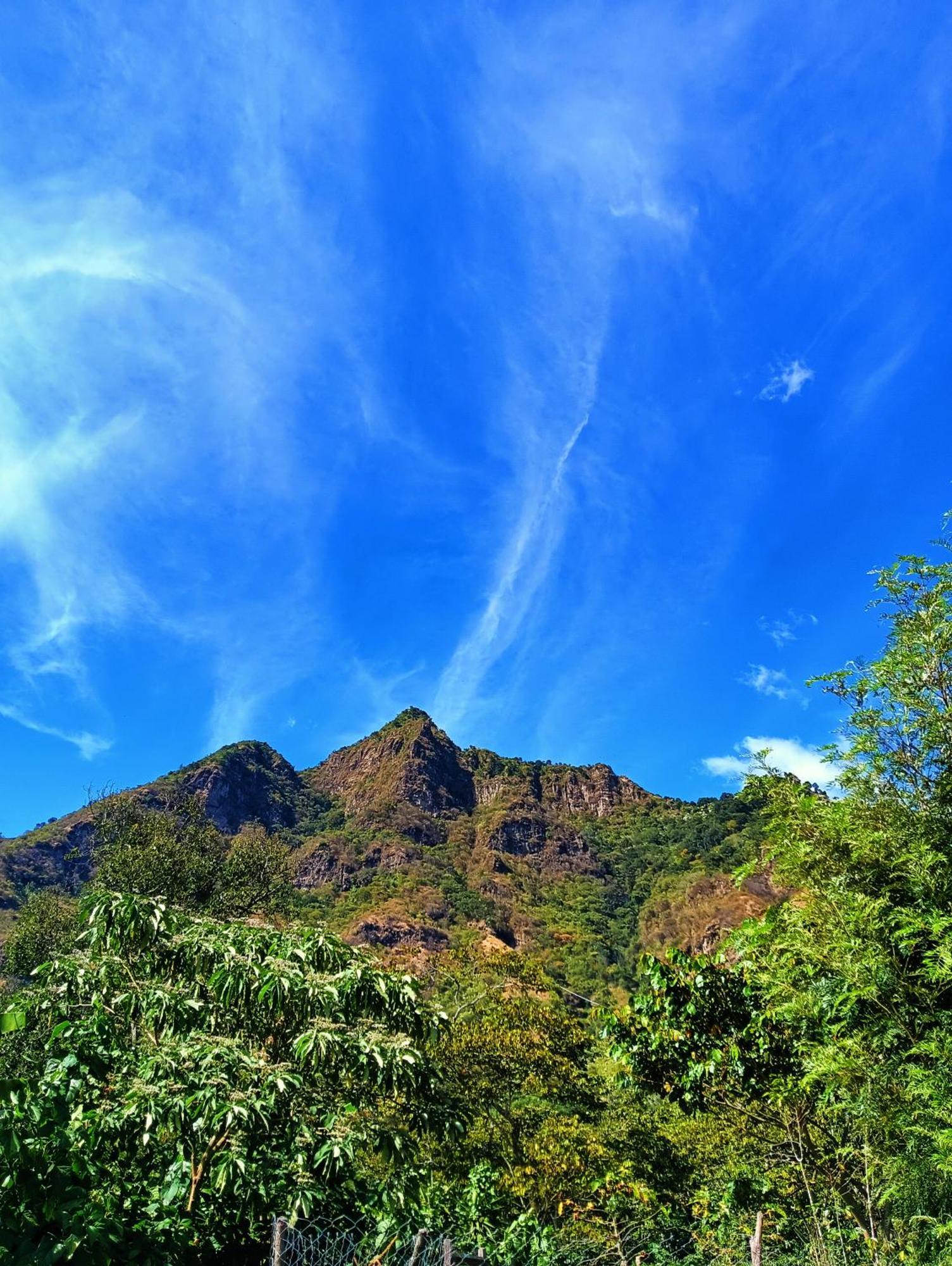 Mundo Abu San Juan La Laguna Dış mekan fotoğraf